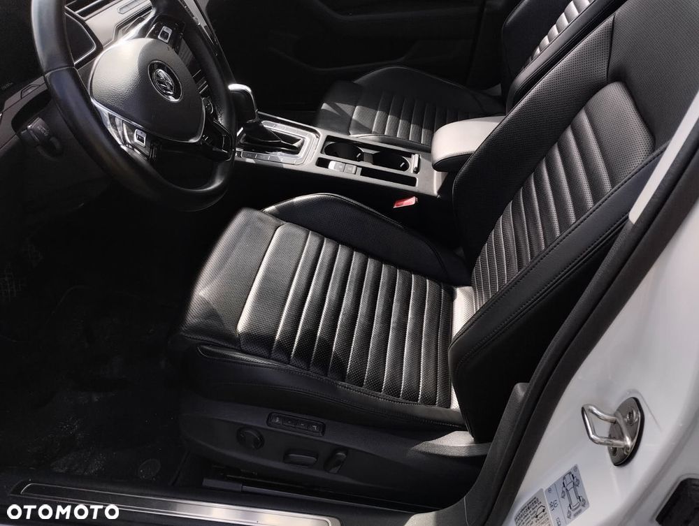 Volkswagen Passat 2.0 TSI BMT Highline DSG - 8