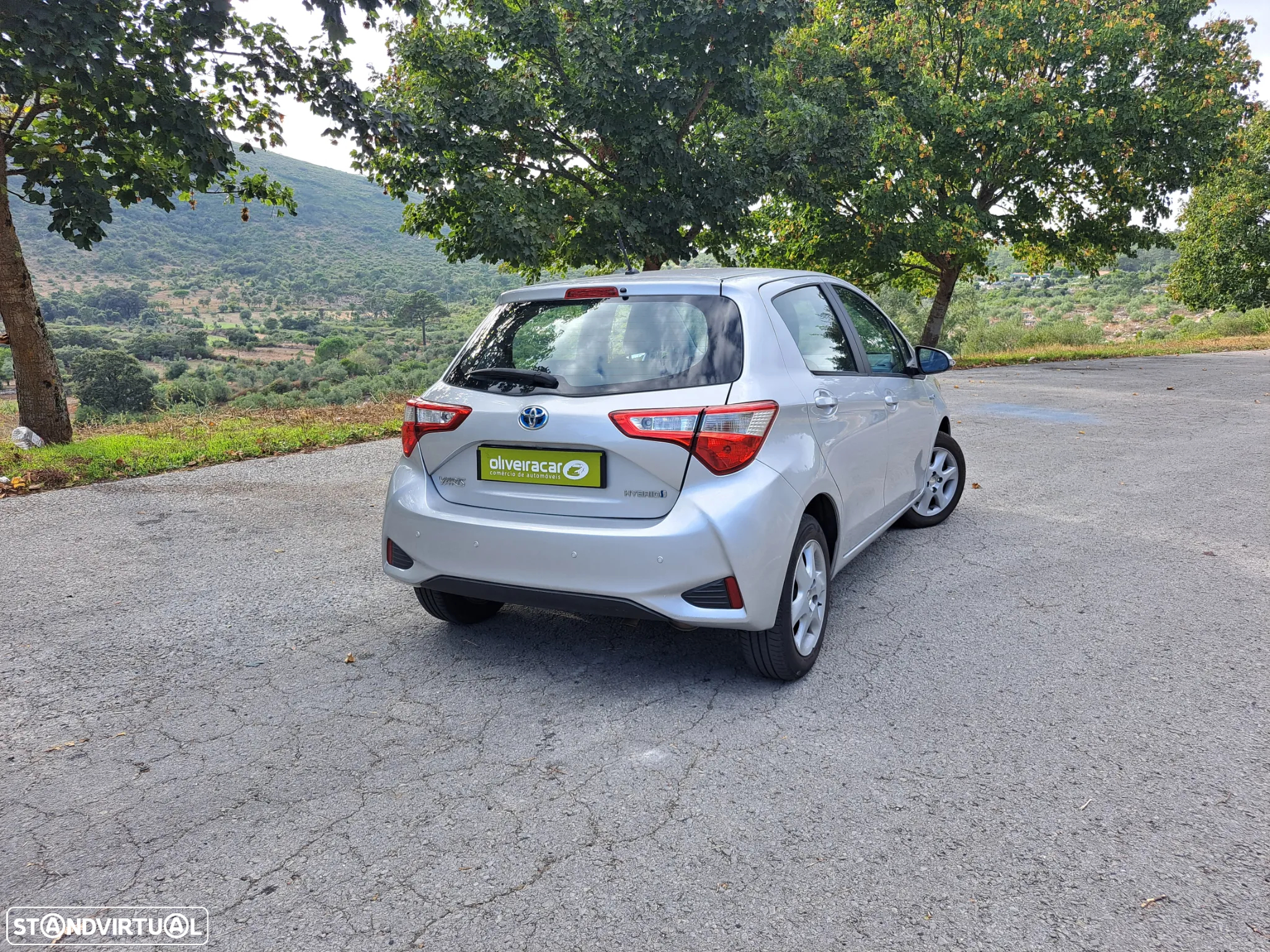Toyota Yaris 1.5 HSD Comfort - 4