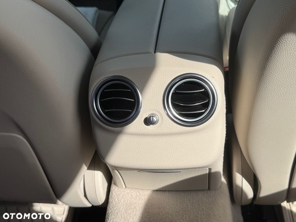 Mercedes-Benz Klasa E 220 d Business Edition 9G-TRONIC - 23