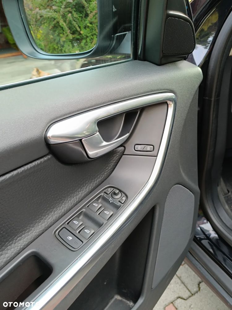 Volvo XC 60 - 12