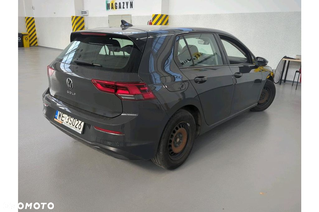 Volkswagen Golf VIII 1.0 TSI - 3