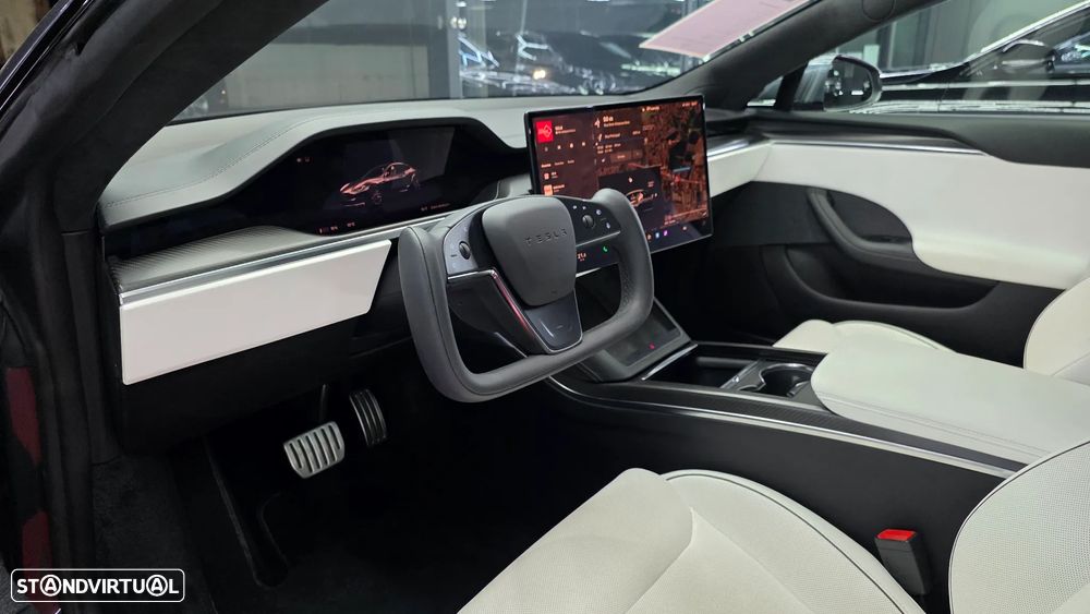 Tesla Model S Plaid AWD - 33