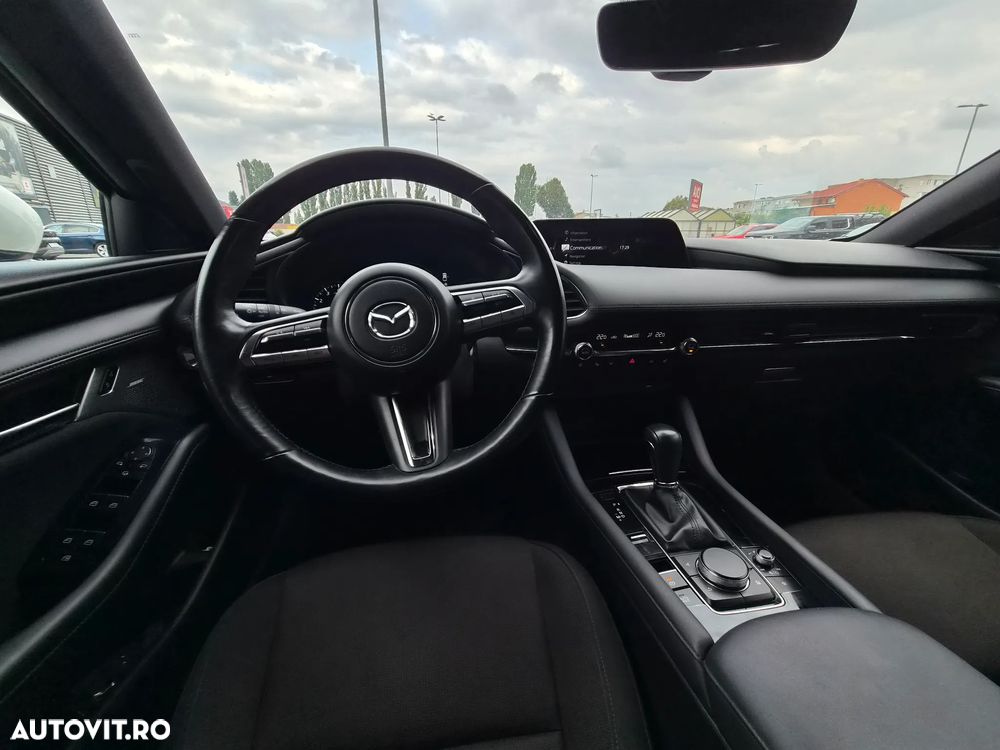 Mazda 3 G150 AT MHEV Plus - 8
