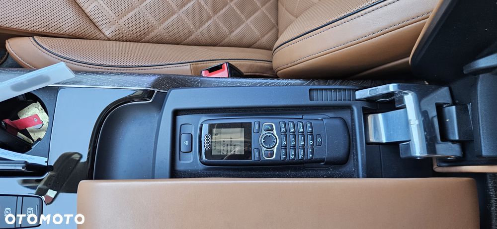 Audi A8 6.3 W12 FSI L Quattro - 24