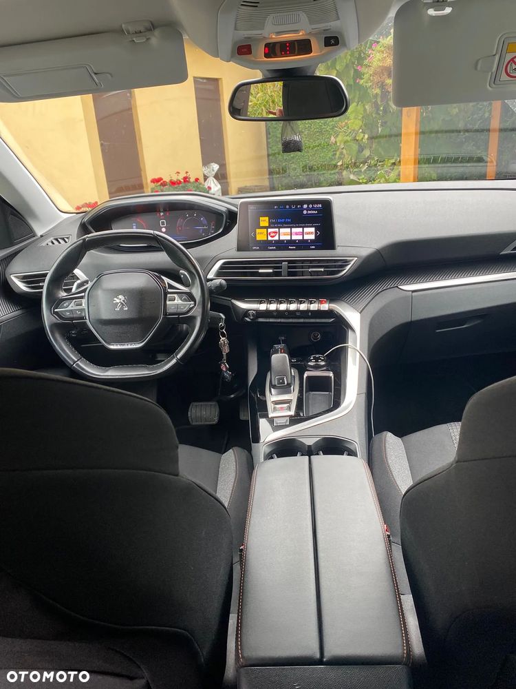 Peugeot 3008 1.5 BlueHDi Allure S&S EAT8 - 3
