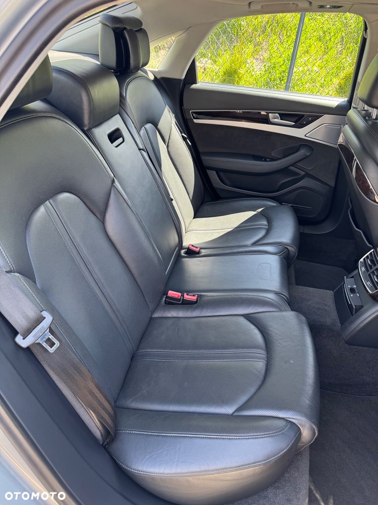 Audi A8 4.2 TDI Quattro - 12