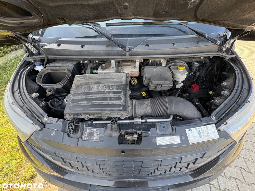 Iveco Daily 35S12 L3H2 2020r ŁADNY! Zabudowa, regały! Uszkodzony silnik - 14