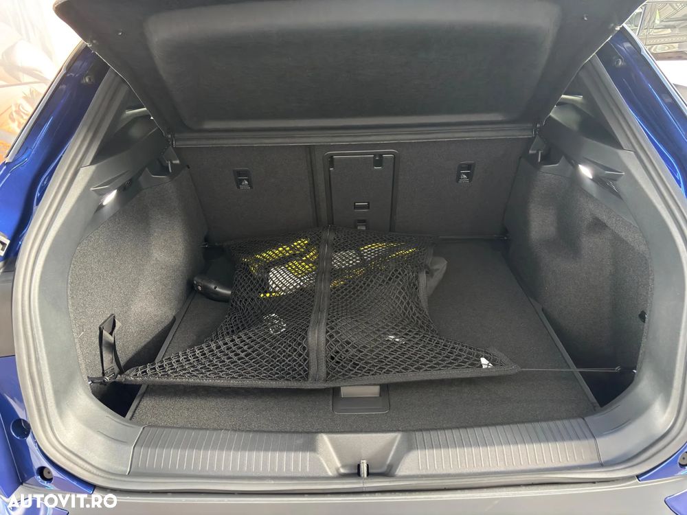 Volkswagen ID.4 - 14