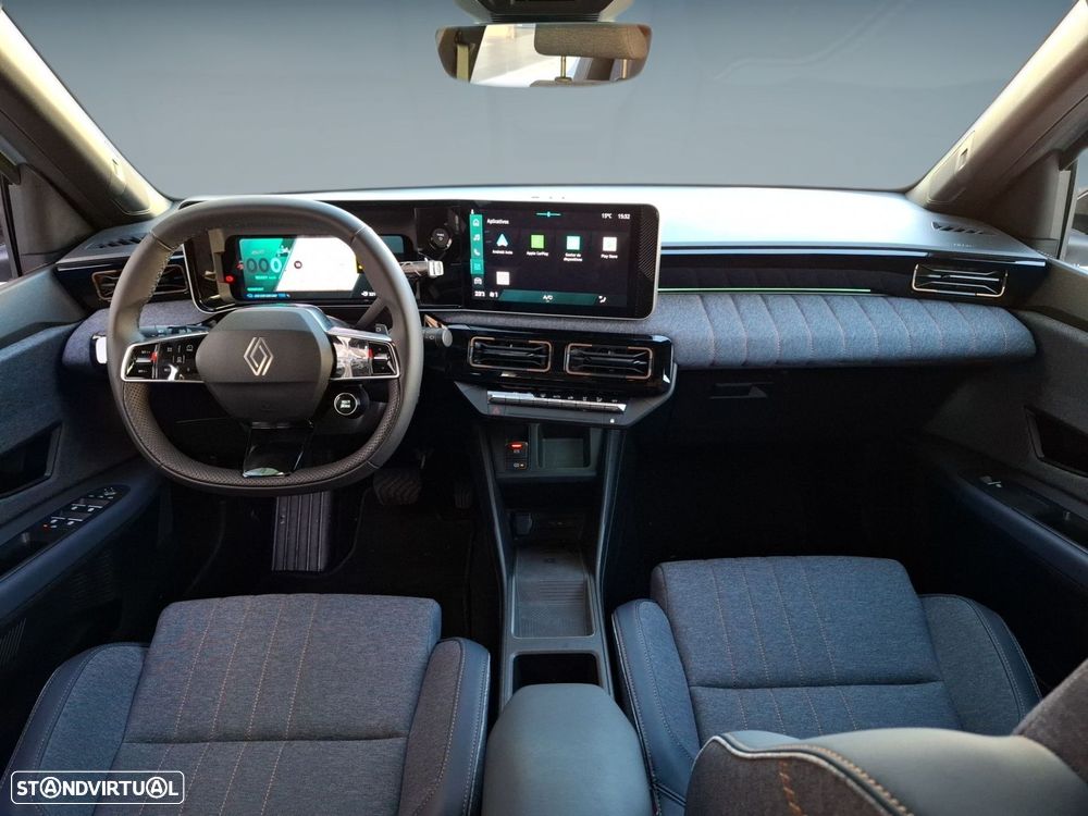 Renault 4 E-Tech 52 kWh Techno Autonomia Conforto - 11