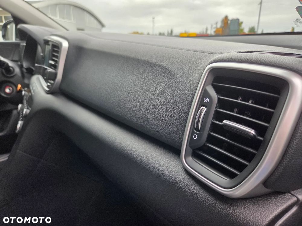 Kia Sportage 1.6 GDI M 2WD - 24