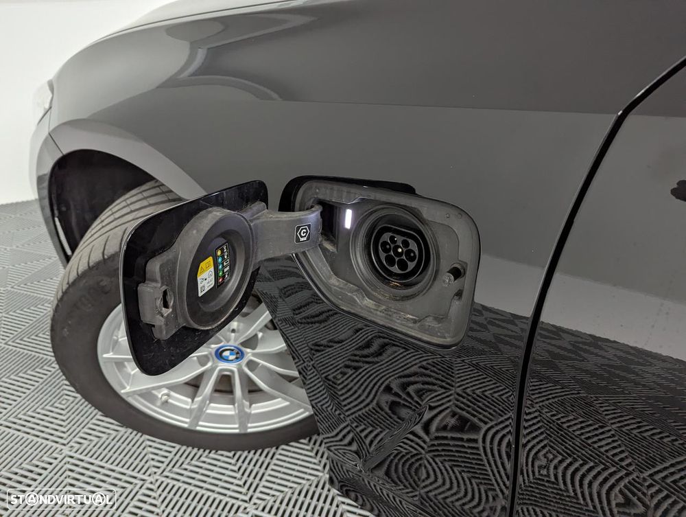 BMW 320 e Line Sport Auto - 31