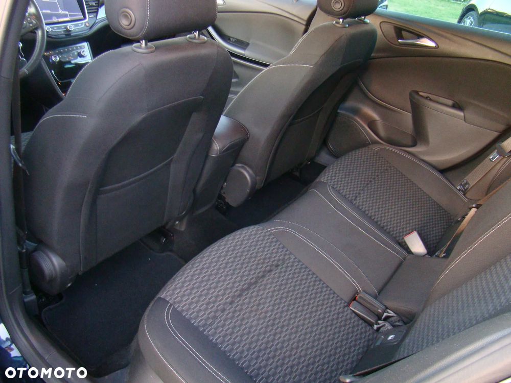 Opel Astra 1.4 Turbo Dynamic - 28