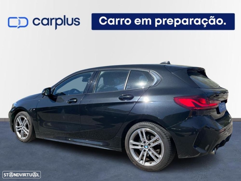 BMW 118 i Pack Desportivo M Auto - 2