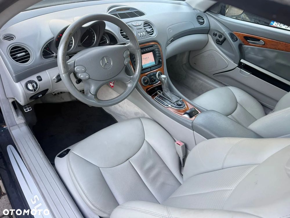 Mercedes-Benz SL 500 7G-TRONIC - 12