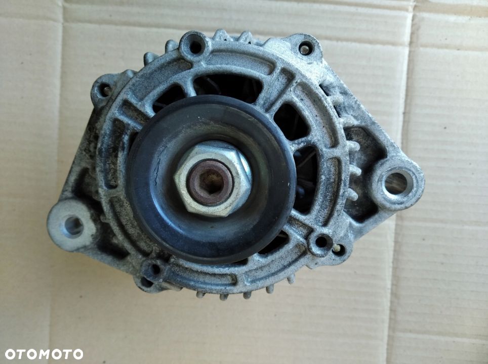 Chevrolet Spark M300 1.0 16V alternator  80 A   96843503 - 2