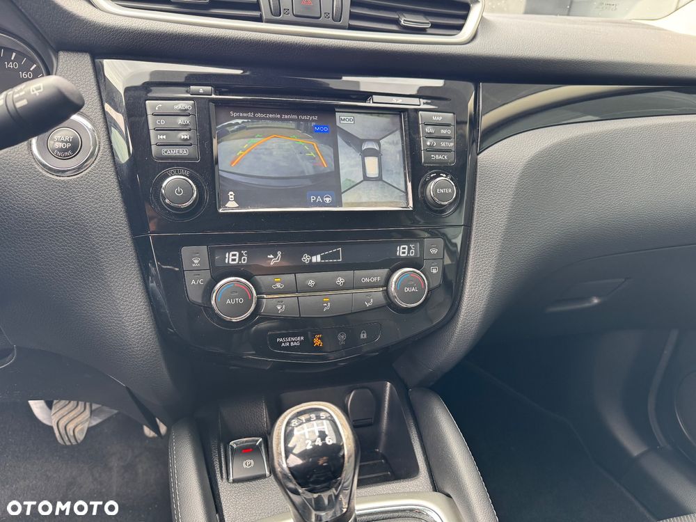 Nissan Qashqai 1.6 DCi 4x4 Black Edition EU6 - 16