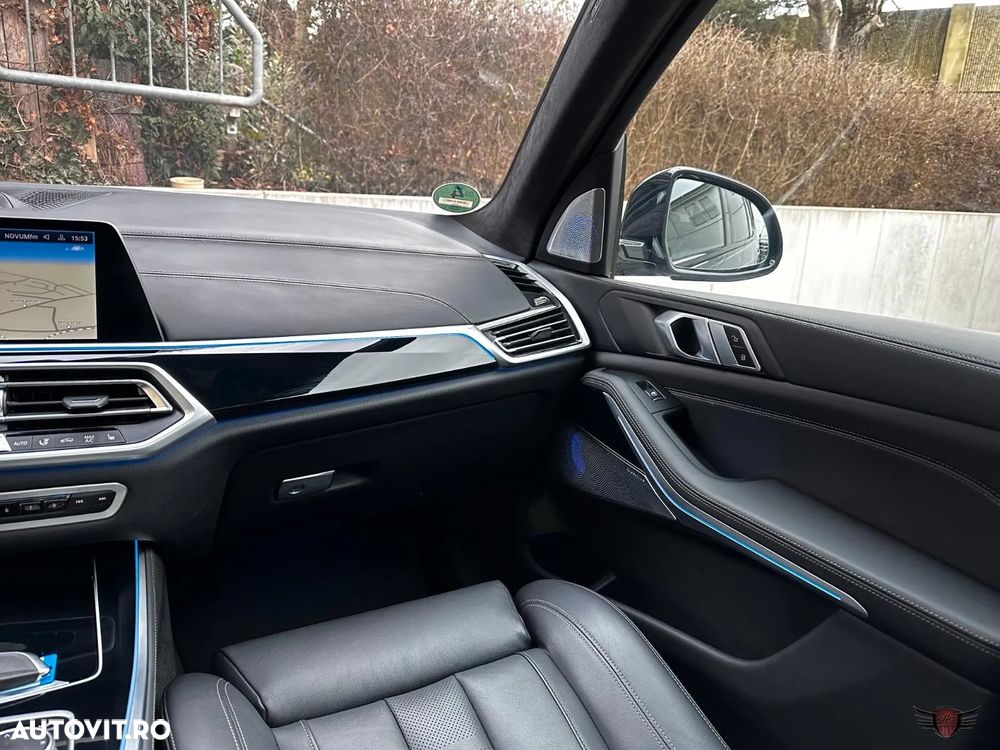 BMW X5 xDrive45e - 28