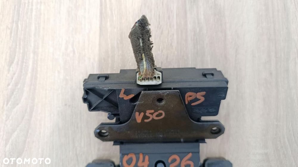 ZAMEK TYLNEJ KLAPY TYŁ ZATRZASK VOLVO V50 4N51-A442A66-AK - 4
