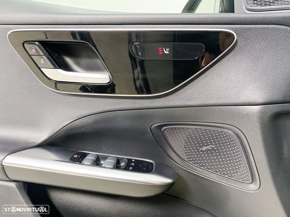 Mercedes-Benz C 220 d Avantgarde — fotografia 8