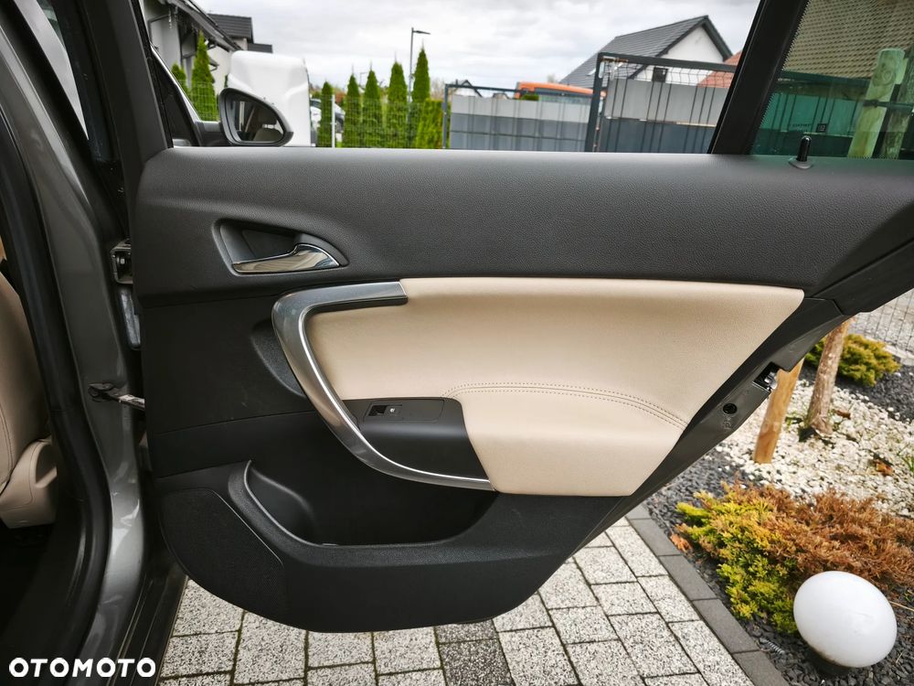 Opel Insignia 1.4 T Executive S&S - 35