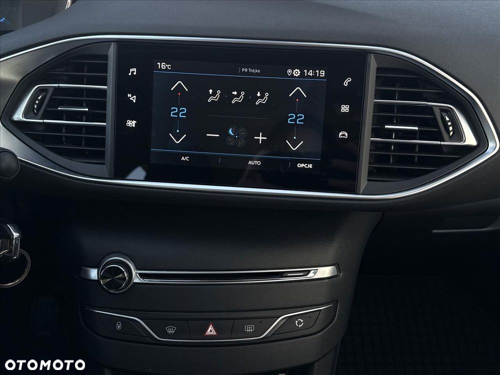 Peugeot 308 1.2 PureTech Allure S&S - 18
