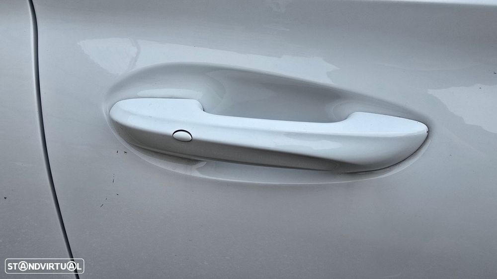 MG MG4 64 kWh Luxury - 60