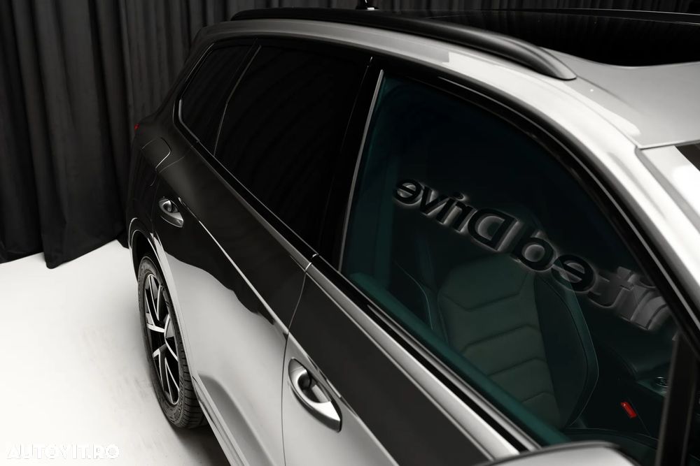 Volkswagen Touareg V6 TDI 4MOTION R-Line - 5