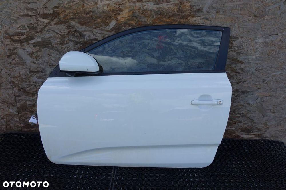DRZWI LEWE KIEROWCY BIAŁE EUROPA KIA CEED 1 I 3D WD 2009 - 1