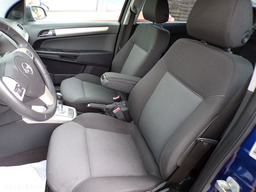 Opel Astra - 20