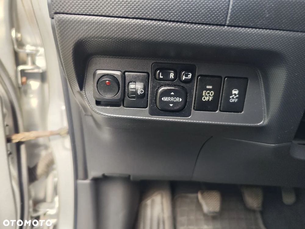 Toyota Auris - 10