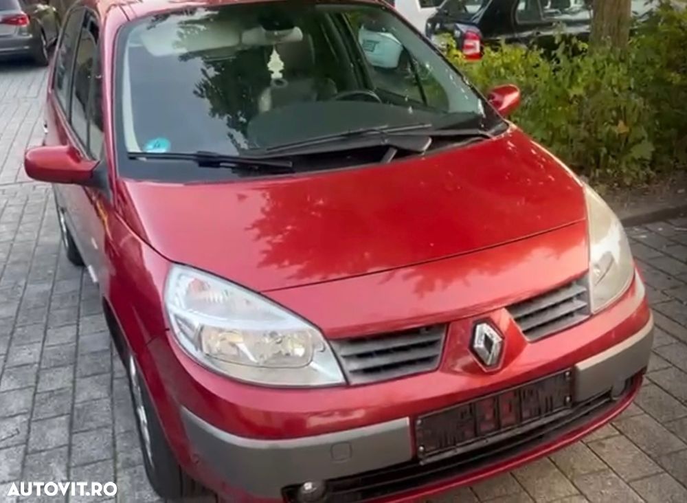 Renault Scenic 2.0 16V Avantage - 4