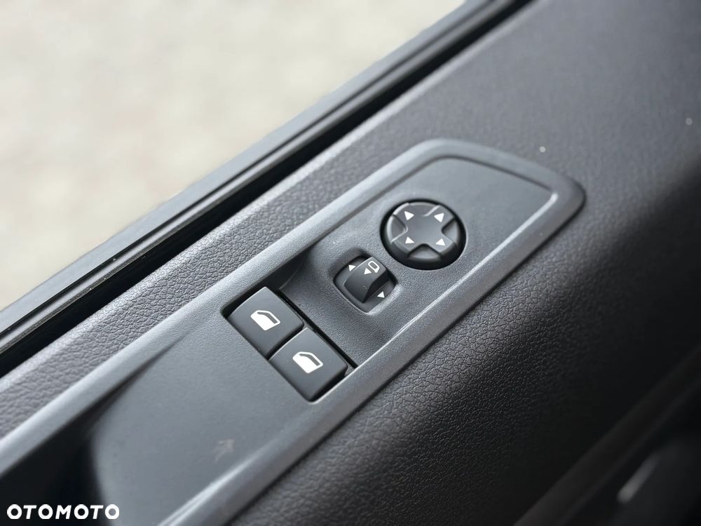 Opel Zafira - 22