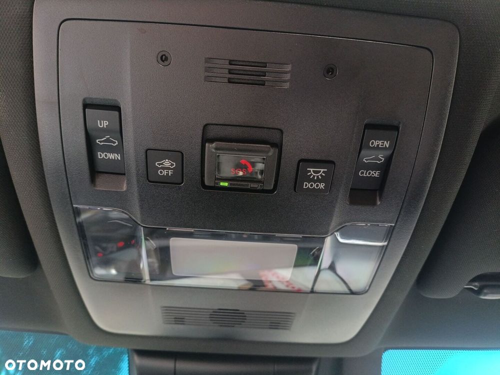 Lexus ES 300h Business Edition - 32