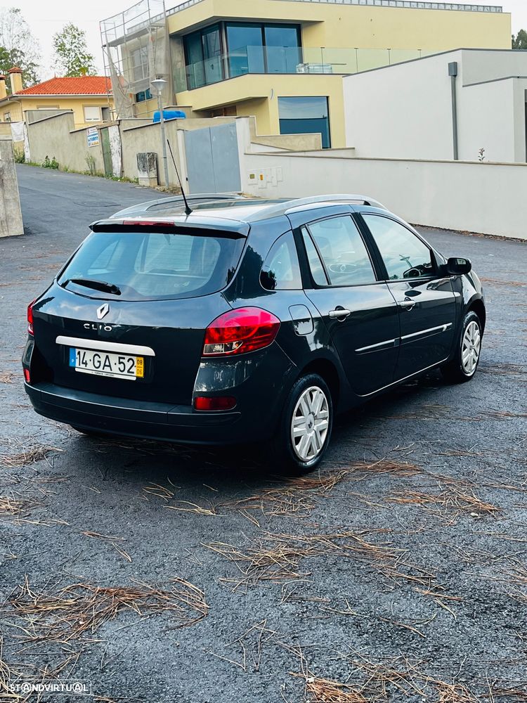 Renault Clio 2008 photo 4