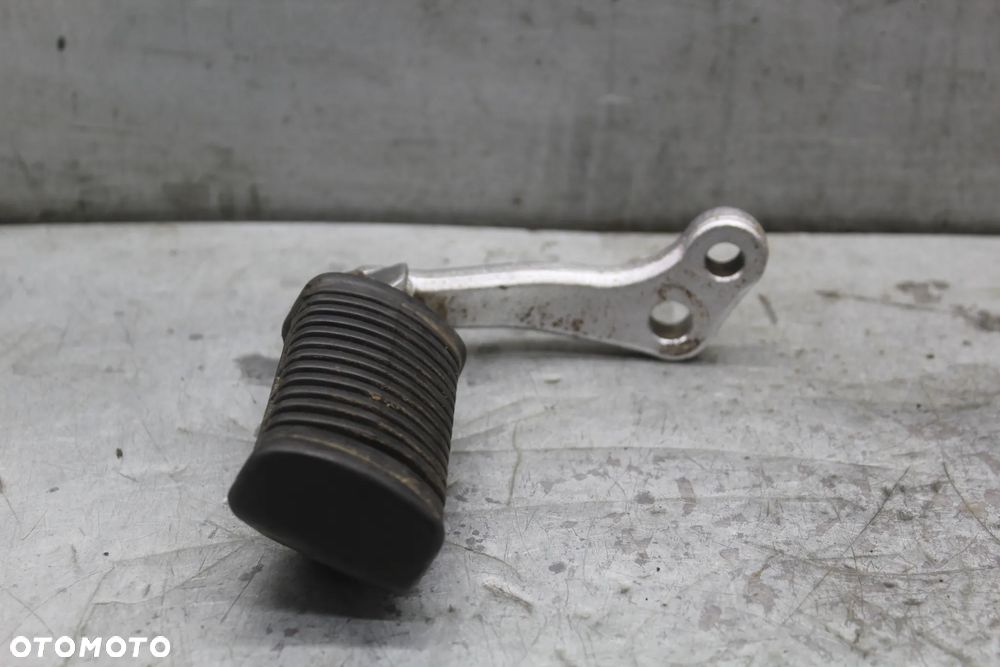 Suzuki GN 125 Set podnóżek kierowcy - 1