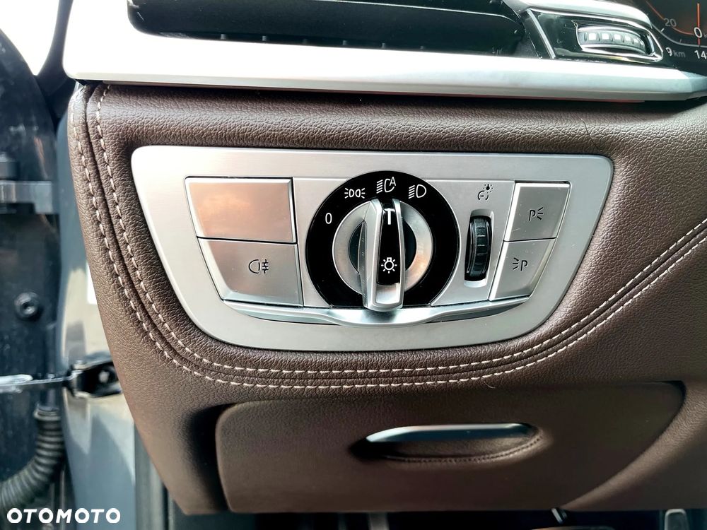 BMW Seria 7 - 9
