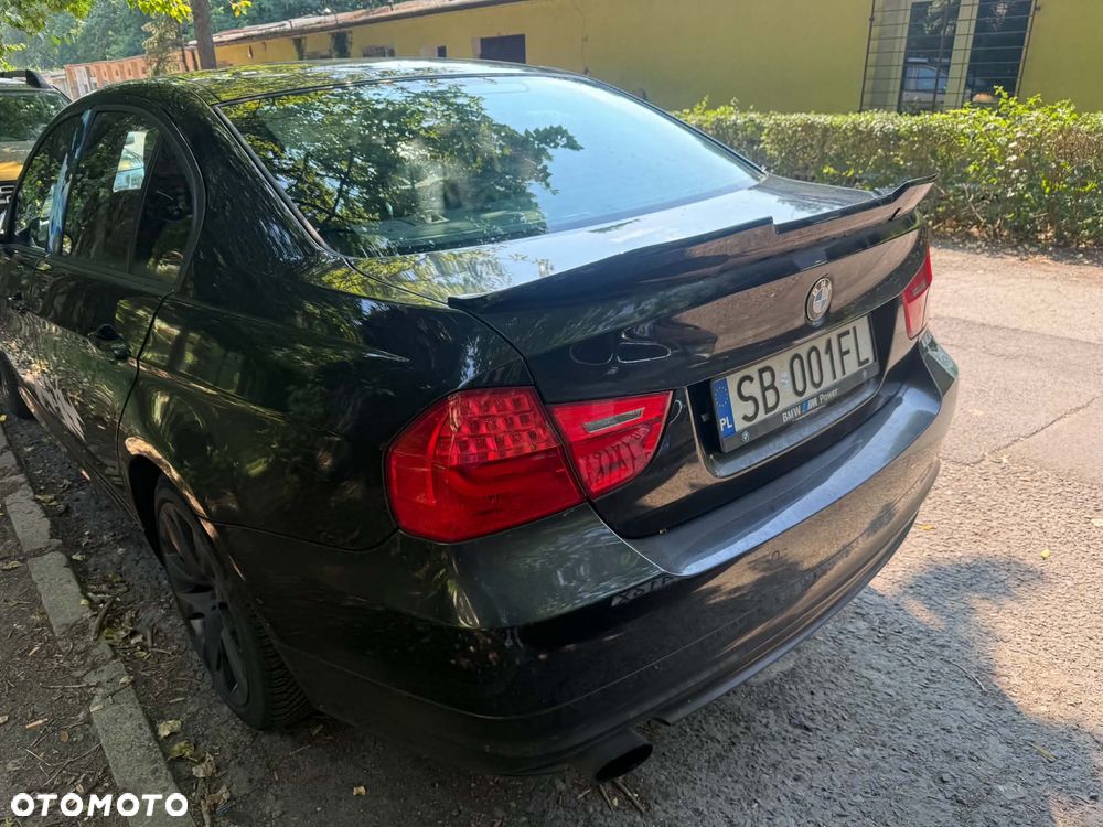 BMW Seria 3 320i - 7