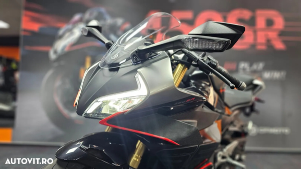 CF Moto 450 SR ABS