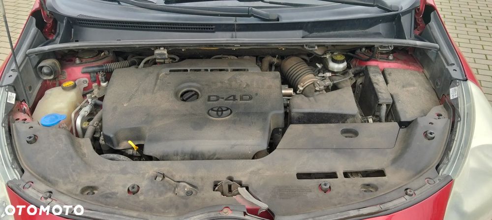 Toyota Verso 2.0 D-4D 2010 7os - 12
