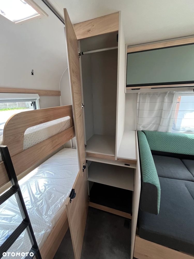 Dethleffs Camper 560 FMK - 12