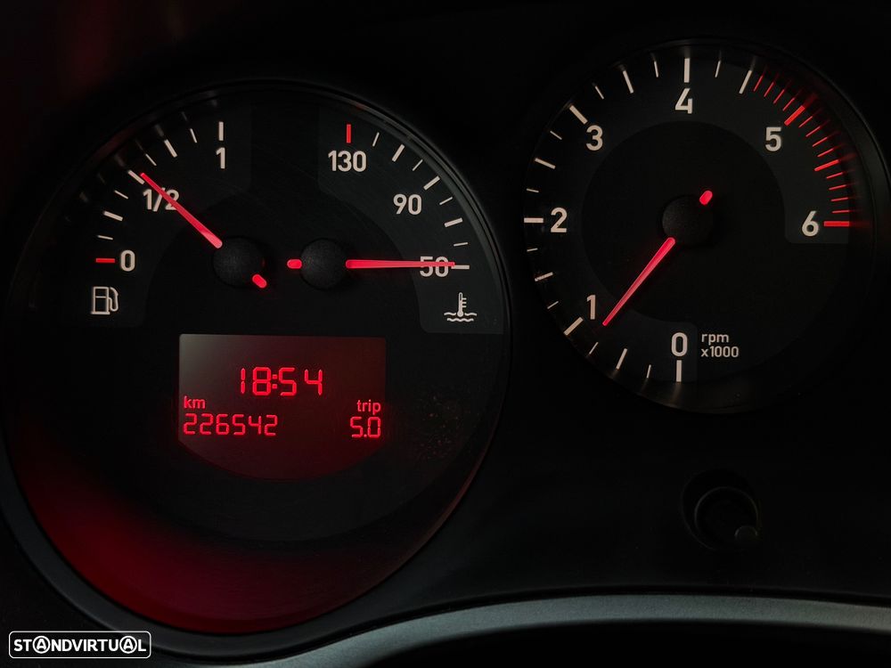 SEAT Leon 1.9 TDI Sport - 11