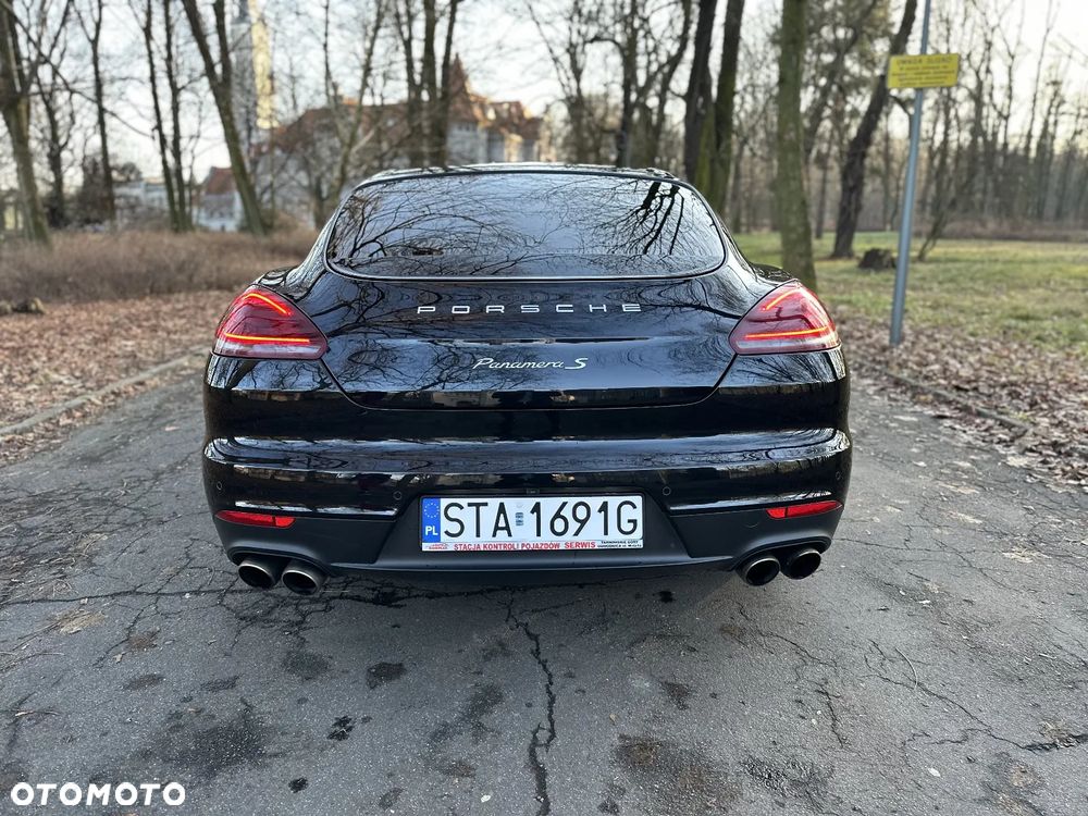 Porsche Panamera S PDK - 12