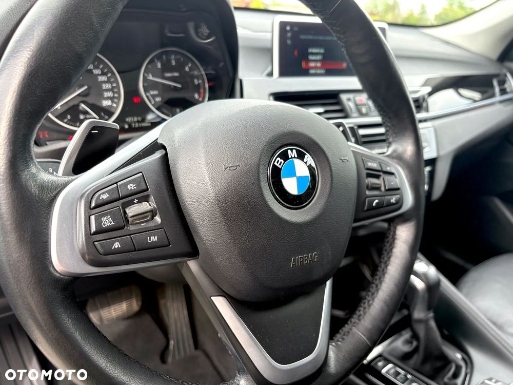 BMW X1 xDrive20d xLine - 16