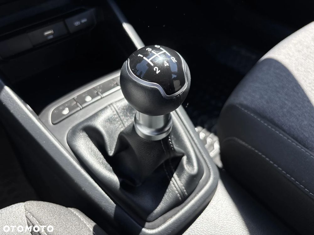 Kia Stonic 1.2 M - 18