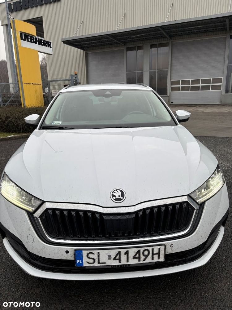 Skoda Octavia 2.0 TDI Ambition DSG - 4