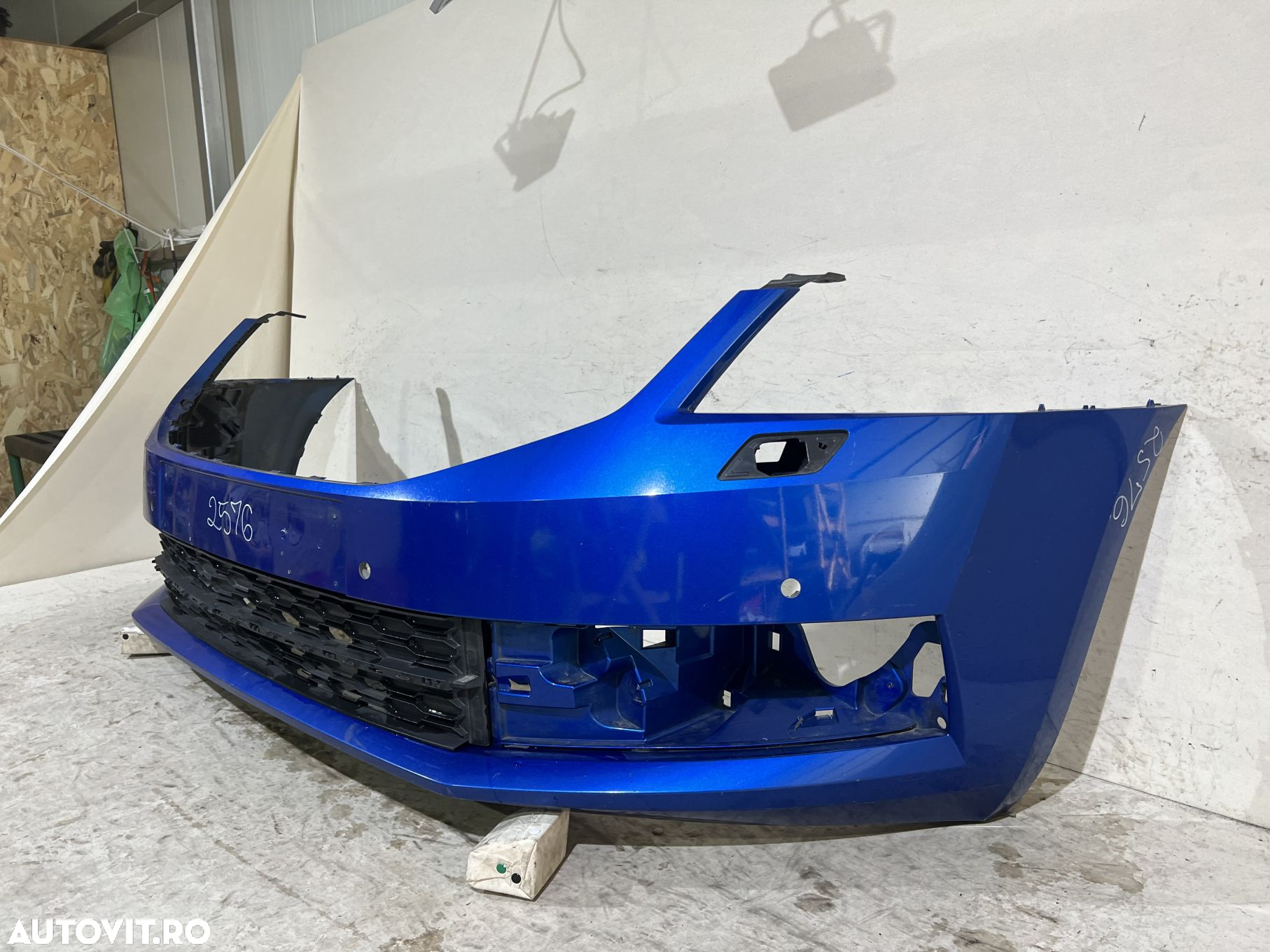 Bara fata Skoda Octavia 3 facelift, 2017, 2018, 2019, 2020, cod origine OE 5E0807221N. - 3