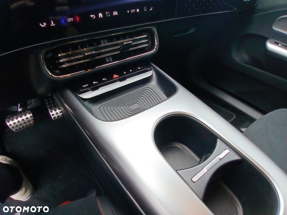 Mercedes-Benz CLA 200 mHEV 8G-DCT - 15