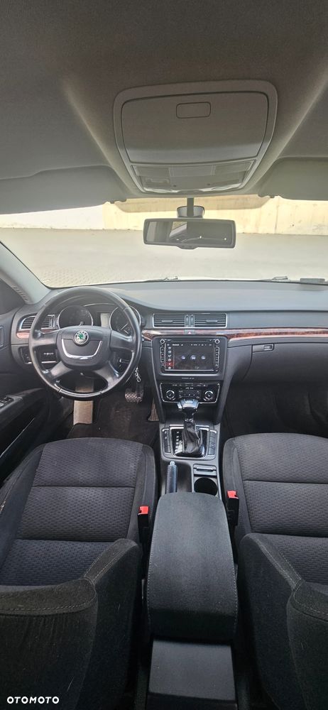 Skoda Superb 2.0 TDI Ambition DSG - 1