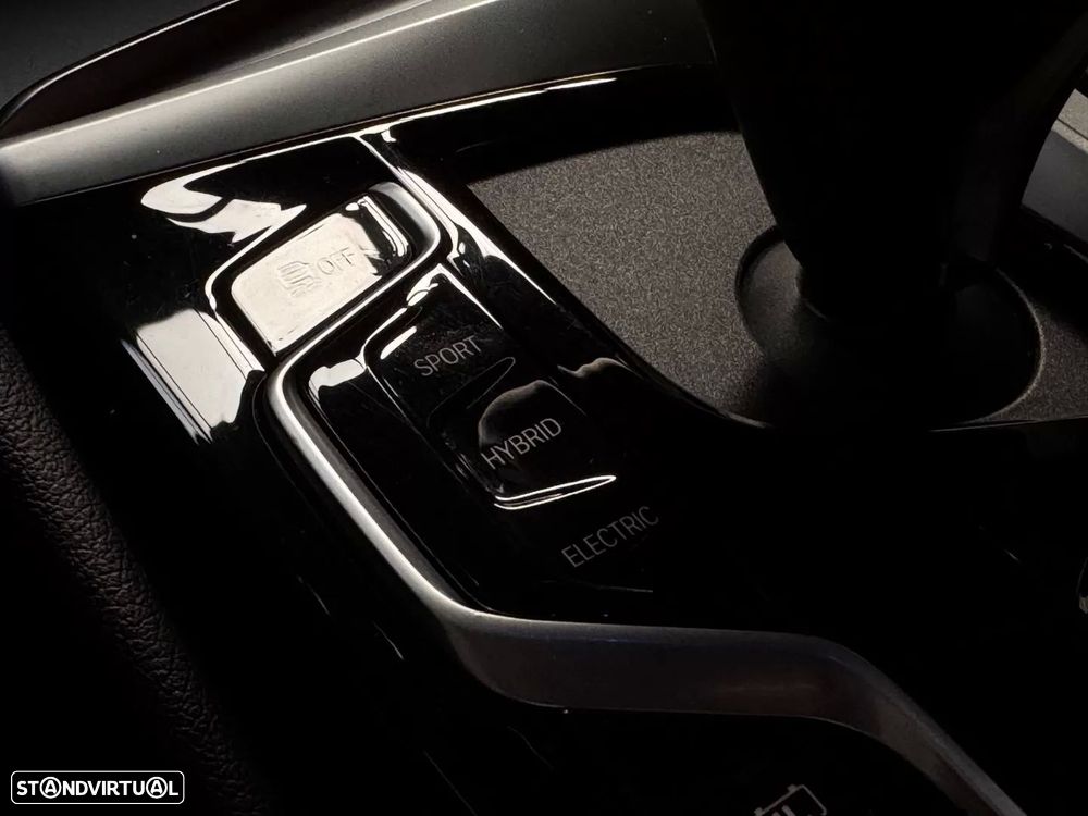 BMW 530 e Aut. Luxury Line — fotografia 22