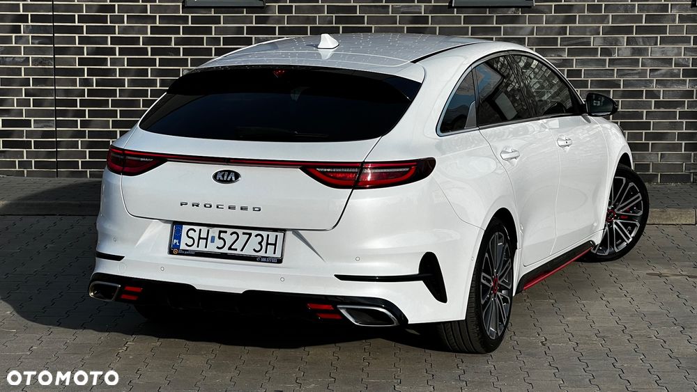 Kia ProCeed 1.6 T-GDI DCT7 OPF GT - 18
